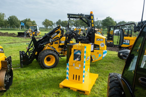 JCB Evax Compact Days 2024 07